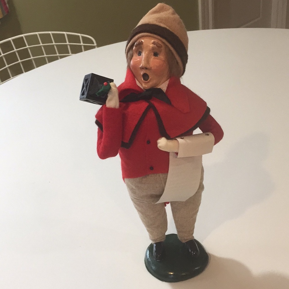 Vintage 1987 Byers’s Choice Man w Music & Lantern